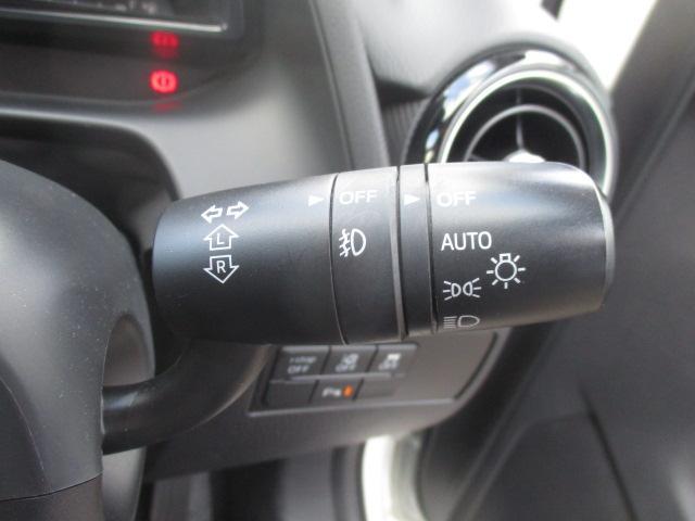 デミオ XDツーリング XD ツーリング SDナビ ETC バックカメラ 衝突軽減ブレーキ 車線逸脱警報システム ブラインド・スポット・モニタリング L(9枚目)