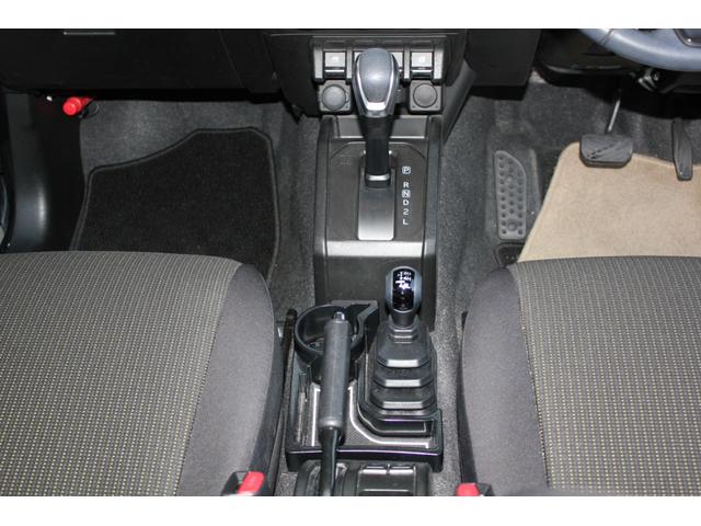 ジムニーシエラ JC 女性ワンオーナー シートヒーター デルタフォース16インチアルミ+トーヨーオープンカントリーホワイトレタータイヤ カロッツェリア8インチナビ バックカメラ フルセグTV(10枚目)