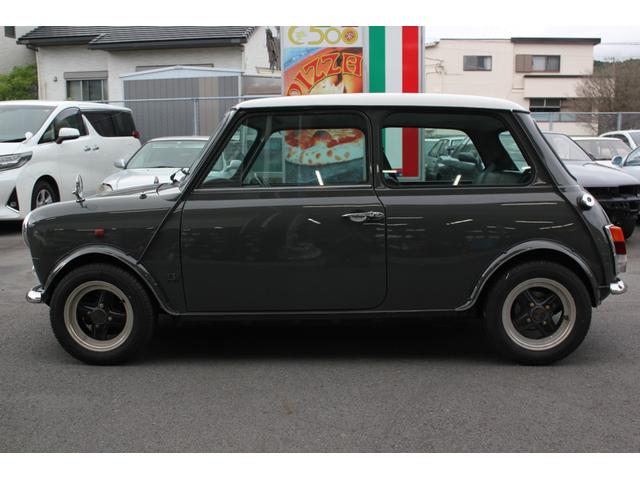 MINI クーパー1.3i 外装全塗装済み!(25枚目)