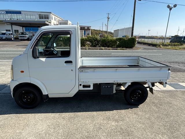 キャリイトラック 車検9年6月まで ワンオーナー エアコン パワステ 3方開 オートマ AMFMラジオ タイヤ4本新品 ホイールマッドブラック塗装 荷台マット ゲートプロテクター マット バイザー(4枚目)