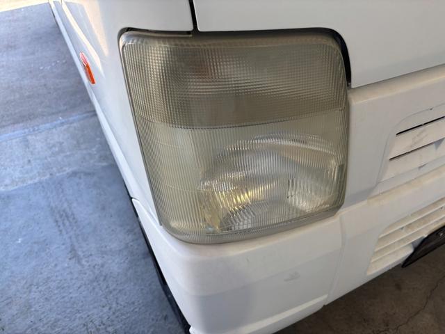 キャリイトラック 車検9年6月まで ワンオーナー エアコン パワステ 3方開 オートマ AMFMラジオ タイヤ4本新品 ホイールマッドブラック塗装 荷台マット ゲートプロテクター マット バイザー(24枚目)