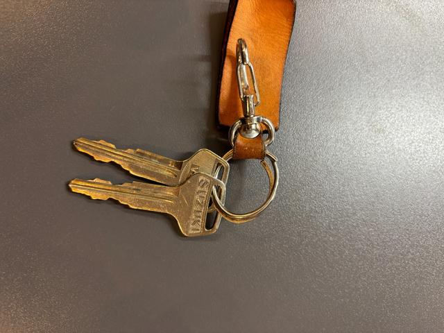 キャリイトラック 車検9年6月まで ワンオーナー エアコン パワステ 3方開 オートマ AMFMラジオ タイヤ4本新品 ホイールマッドブラック塗装 荷台マット ゲートプロテクター マット バイザー(26枚目)