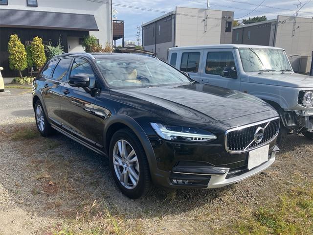 V90 クロスカントリー T5 AWD モメンタム 純正ナビゲーション バックカメラ ブラウンレザーシート パワーシート クルーズコントロール パワーテールゲート オートハイビーム CarPlay(36枚目)