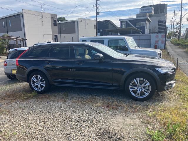 V90 クロスカントリー T5 AWD モメンタム 純正ナビゲーション バックカメラ ブラウンレザーシート パワーシート クルーズコントロール パワーテールゲート オートハイビーム CarPlay(39枚目)