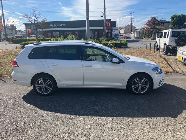 ゴルフヴァリアント ＴＤＩ　ハイライン　マイスター　純正ナビゲーション　バックカメラ　ブラインドスポットモニター　ＬＥＤヘッドライト　ＥＴＣ　　ブラックレザー　シートヒーター（5枚目）