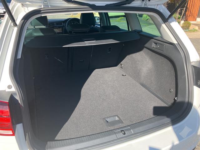 ゴルフヴァリアント ＴＤＩ　ハイライン　マイスター　純正ナビゲーション　バックカメラ　ブラインドスポットモニター　ＬＥＤヘッドライト　ＥＴＣ　　ブラックレザー　シートヒーター（12枚目）