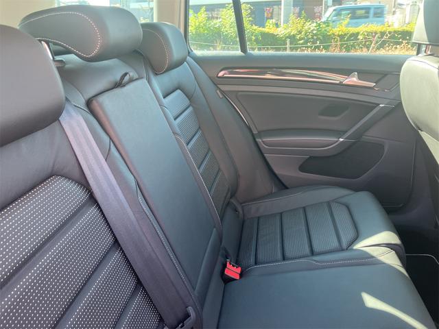 ゴルフヴァリアント ＴＤＩ　ハイライン　マイスター　純正ナビゲーション　バックカメラ　ブラインドスポットモニター　ＬＥＤヘッドライト　ＥＴＣ　　ブラックレザー　シートヒーター（13枚目）