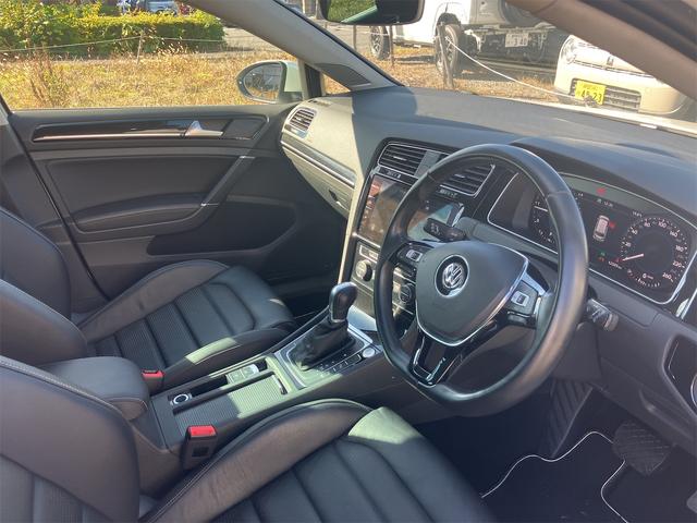 ゴルフヴァリアント ＴＤＩ　ハイライン　マイスター　純正ナビゲーション　バックカメラ　ブラインドスポットモニター　ＬＥＤヘッドライト　ＥＴＣ　　ブラックレザー　シートヒーター（15枚目）