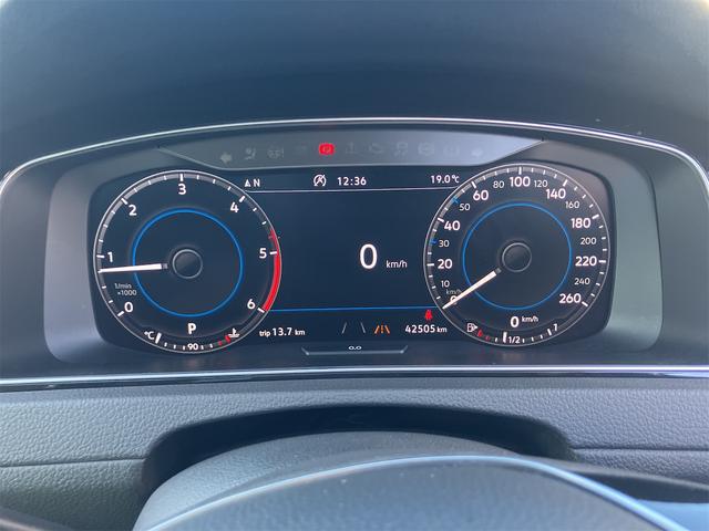 ゴルフヴァリアント ＴＤＩ　ハイライン　マイスター　純正ナビゲーション　バックカメラ　ブラインドスポットモニター　ＬＥＤヘッドライト　ＥＴＣ　　ブラックレザー　シートヒーター（26枚目）