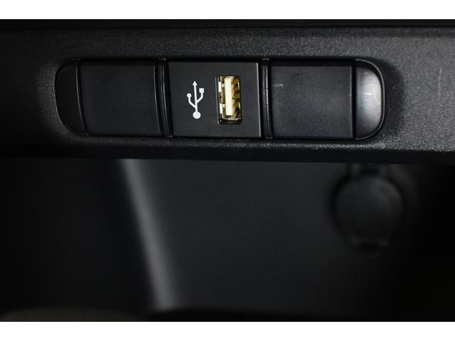 ヤリス ハイブリッドＧ　フルセグ　メモリーナビ　バックカメラ　衝突被害軽減システム　ドラレコ　ワンオーナー（12枚目）