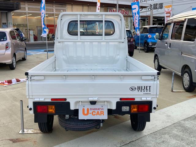 スタンダード 2WD CVT スーパーUCカットガラス(フロントウィンドウ) プリントレザーシート表皮 マニュアルエアコン 電動式パワーステアリング(5枚目)
