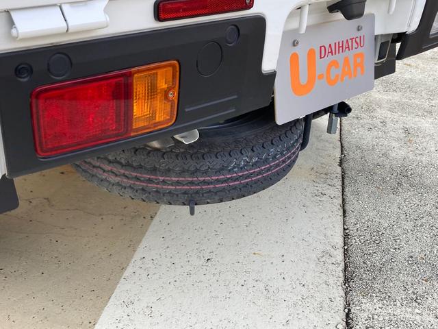 スタンダード 2WD CVT スーパーUCカットガラス(フロントウィンドウ) プリントレザーシート表皮 マニュアルエアコン 電動式パワーステアリング(8枚目)
