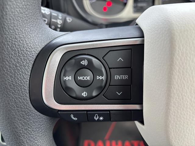 ムーヴキャンバス ストライプスG 14インチフルホイールキャップ LEDヘッドランプ LEDフォグランプ ホっとカップホルダー 両側パワースライドドア キーフリーシステム プッシュボタンスタート UVカットガラス(20枚目)