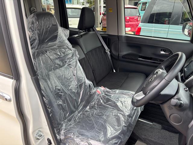 タント カスタムRS トップエディションVS SAIII 15インチアルミホイール 大型エアロバンパー LEDヘッドランプ オート格納式カラードドアミラー 本革巻ステアリングホイール 両側パワースライドドア(39枚目)