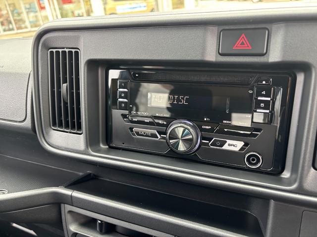 ハイゼットカーゴ クルーズSAIII 2WD MT 電動格納式カラードドアミラー UVカットガラス(フロントウィンドウ) 12インチフルホイールキャップ 撥水フルファヴリックシート表皮 キーレスエントリー マニュアルエアコン(23枚目)