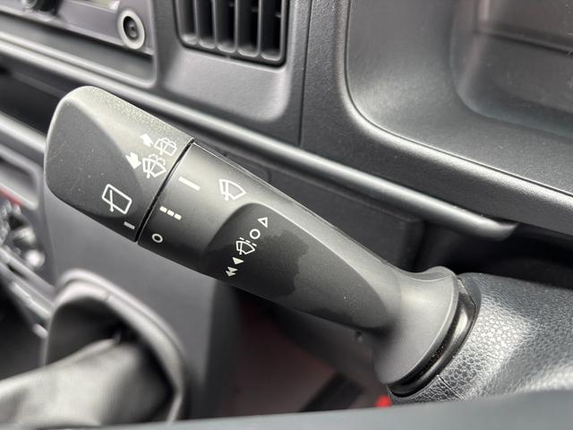 ハイゼットカーゴ クルーズSAIII 2WD MT 電動格納式カラードドアミラー UVカットガラス(フロントウィンドウ) 12インチフルホイールキャップ 撥水フルファヴリックシート表皮 キーレスエントリー マニュアルエアコン(56枚目)