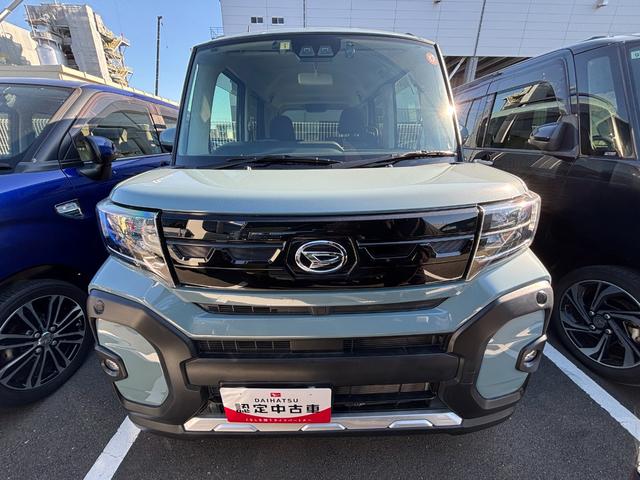 タント ファンクロスターボ　１５インチアルミホイール　キーフリーシステム　プッシュボタンスタート　オートエアコン（プッシュ式）　フルＬＥＤヘッドランプ　オート格納式カラードドアミラー　本革巻ステアリングホイール（2枚目）