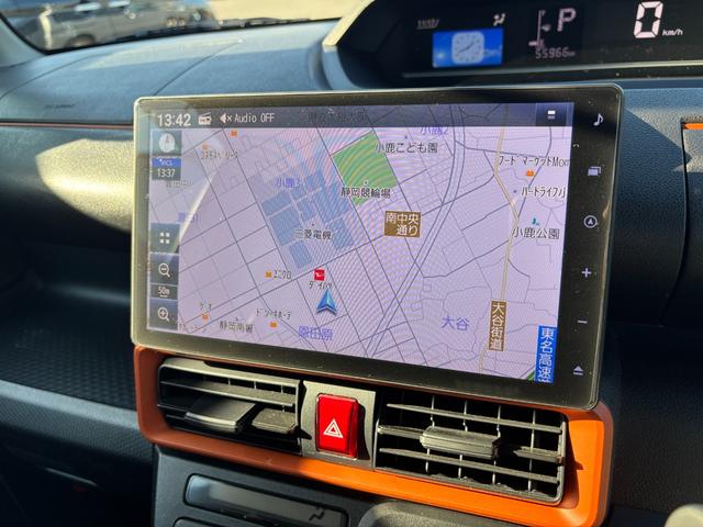 タント ファンクロスターボ　１５インチアルミホイール　キーフリーシステム　プッシュボタンスタート　オートエアコン（プッシュ式）　フルＬＥＤヘッドランプ　オート格納式カラードドアミラー　本革巻ステアリングホイール（28枚目）