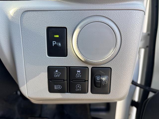 ミライース Ｘ　ＳＡＩＩＩ　１４インチフルホイールキャップ　ＬＥＤヘッドランプ　電動格納式（カラード）ドアミラー　自発光式デジタルメーターブルーイルミネーションメーター　マニュアルエアコン（ダイヤル式）　キーレスエントリー（17枚目）