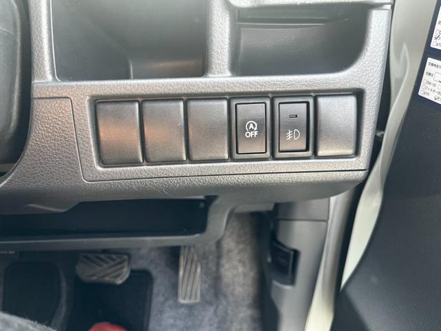 ワゴンＲスティングレー Ｔ　ＨＩＤ　スマートキー　アイドリングストップ　ＣＶＴ　盗難防止システム　ＡＢＳ　ＣＤ　ミュージックプレイヤー接続可　アルミホイール　衝突安全ボディ　エアコン　パワーステアリング　パワーウィンドウ（3枚目）