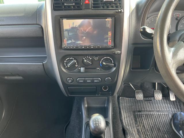 ＡＺオフロード ＸＣ　４ＷＤ　ＴＶ　キーレスエントリー　ＭＴ　ＡＢＳ　ＣＤ　ＤＶＤ再生　ルーフレール　アルミホイール　衝突安全ボディ　エアコン　パワーウィンドウ（2枚目）