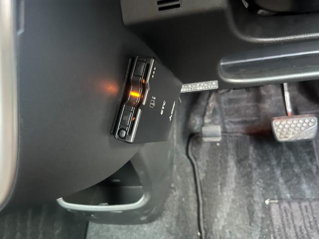 ムーヴ カスタム　Ｘ　ハイパーＳＡ　ドライブレコーダー　ＥＴＣ　バックカメラ　ＴＶ　衝突被害軽減システム　ＬＥＤヘッドランプ　スマートキー　アイドリングストップ　ベンチシート　ＣＶＴ　盗難防止システム　ＡＢＳ　ＥＳＣ　ＣＤ（6枚目）