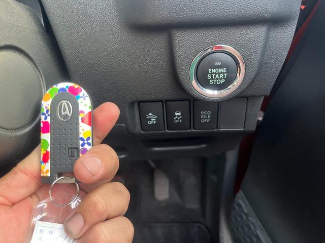 ムーヴ カスタム　Ｘ　ハイパーＳＡ　ドライブレコーダー　ＥＴＣ　バックカメラ　ＴＶ　衝突被害軽減システム　ＬＥＤヘッドランプ　スマートキー　アイドリングストップ　ベンチシート　ＣＶＴ　盗難防止システム　ＡＢＳ　ＥＳＣ　ＣＤ（8枚目）