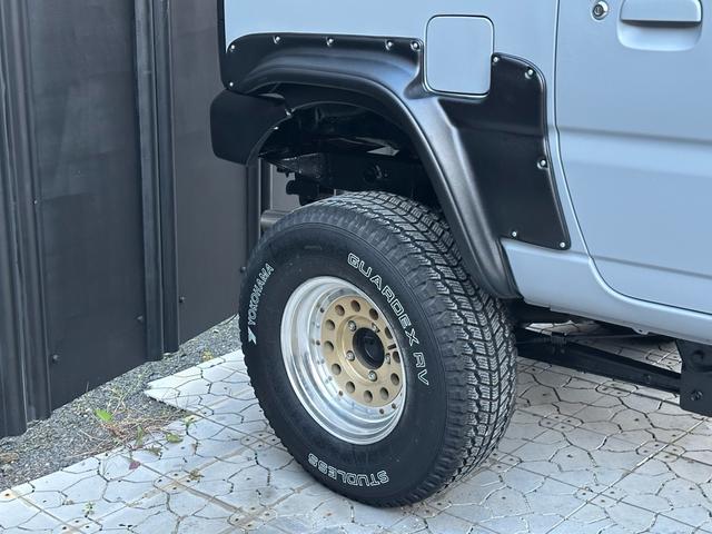 ジムニー XC 【1年間走行無制限保証】/フルカスタム車両(エアロ・マフラー・スキッドプレート・リフトアップ・ブリスターフェンダー・LEDテール・シートカバー・アルミホイール)/Bluetoothオーディオ付社外ナビ(61枚目)