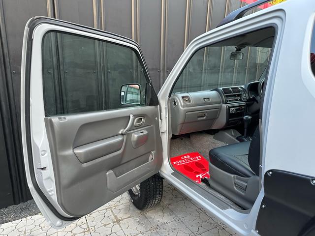 ジムニー XC 【1年間走行無制限保証】/フルカスタム車両(エアロ・マフラー・スキッドプレート・リフトアップ・ブリスターフェンダー・LEDテール・シートカバー・アルミホイール)/Bluetoothオーディオ付社外ナビ(75枚目)