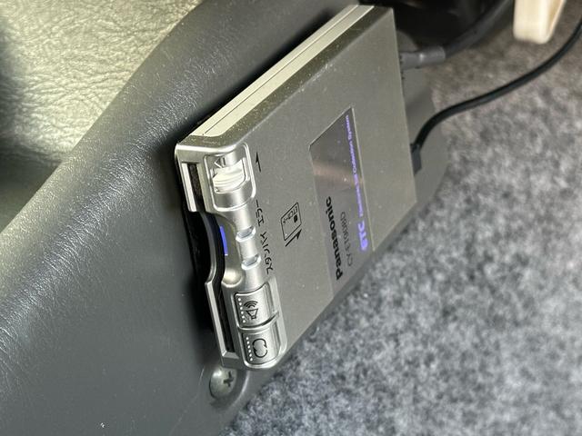 ジムニー ＸＣ　【１年間走行無制限保証】／フルカスタム車両（改バンパー・リフトアップ・ブリスターフェンダー・ＬＥＤテール・ヘッドライトカバー・オールテレーンＧＥＯＬＡＮＤＡＲ　Ａ／Ｔ－Ｓ）／ＢＴオーディオ／ＥＴＣ（65枚目）