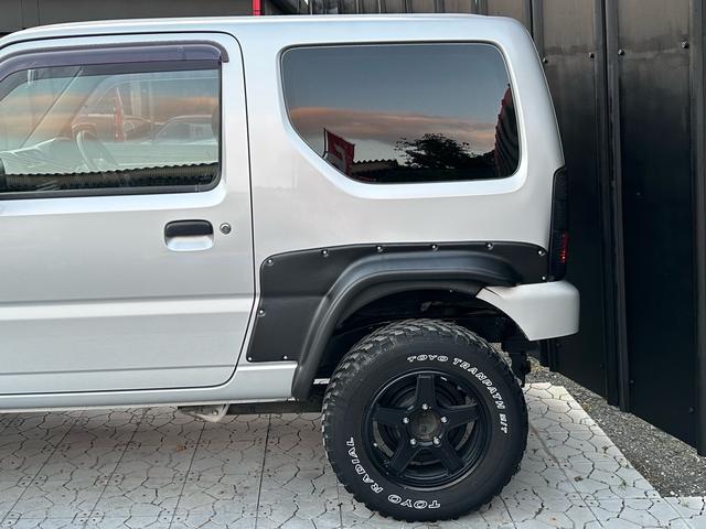 ジムニー XG 【1年間走行無制限保証】/フルカスタム車両(改バンパー・リフトアップ・ブリスターフェンダー・16インチ(BLOWS)・ヘッドライトカバー・LEDテール・マッドテレーン(TOYO TRANPATH)(44枚目)