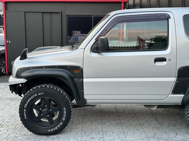 ジムニー XG 【1年間走行無制限保証】/フルカスタム車両(改バンパー・リフトアップ・ブリスターフェンダー・16インチ(BLOWS)・ヘッドライトカバー・LEDテール・マッドテレーン(TOYO TRANPATH)(45枚目)