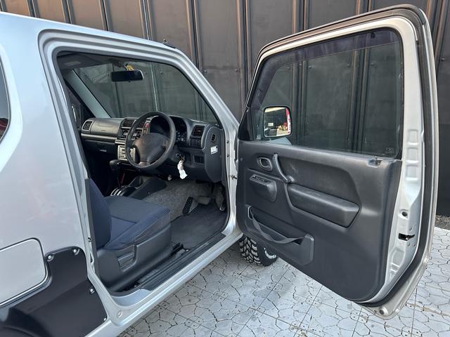 ジムニー XG 【1年間走行無制限保証】/フルカスタム車両(改バンパー・リフトアップ・ブリスターフェンダー・16インチ(BLOWS)・ヘッドライトカバー・LEDテール・マッドテレーン(TOYO TRANPATH)(73枚目)