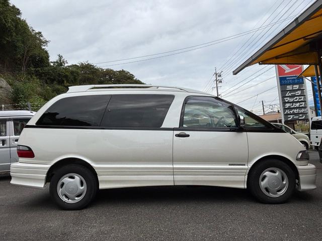 エスティマ アエラス 2WD スーパーチャージャー ツインムーンルーフ ツインエアコン 最終モデル 8人乗り 3列シート(4枚目)