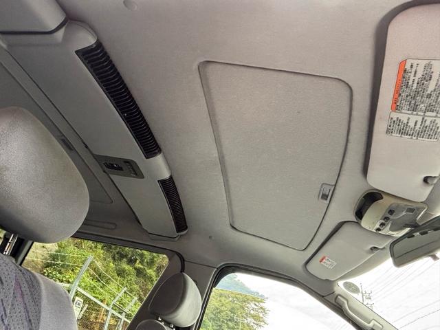 エスティマ アエラス 2WD スーパーチャージャー ツインムーンルーフ ツインエアコン 最終モデル 8人乗り 3列シート(12枚目)