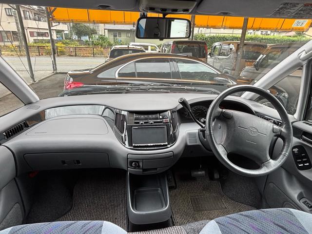 エスティマ アエラス 2WD スーパーチャージャー ツインムーンルーフ ツインエアコン 最終モデル 8人乗り 3列シート(15枚目)