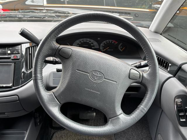 エスティマ アエラス 2WD スーパーチャージャー ツインムーンルーフ ツインエアコン 最終モデル 8人乗り 3列シート(16枚目)