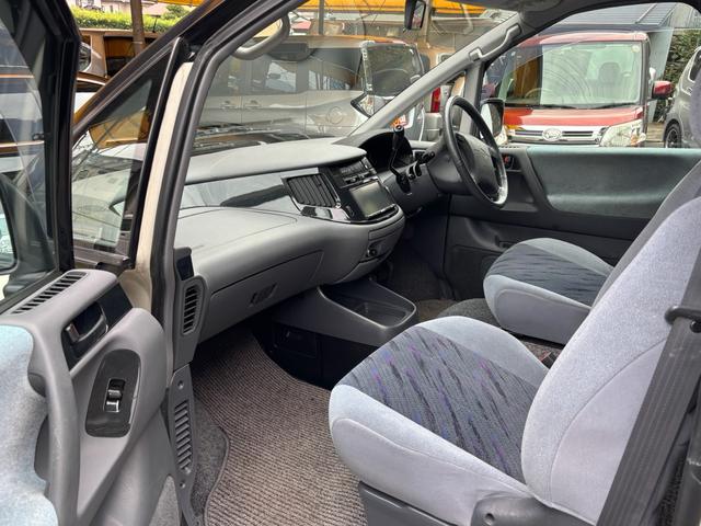 エスティマ アエラス 2WD スーパーチャージャー ツインムーンルーフ ツインエアコン 最終モデル 8人乗り 3列シート(21枚目)