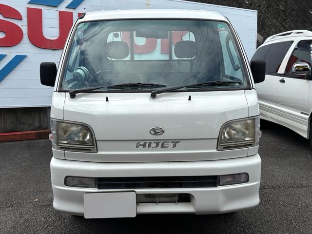 ハイゼットトラック ベースグレード　４ＷＤ　５速ミッション　エアコン　パワステ（2枚目）