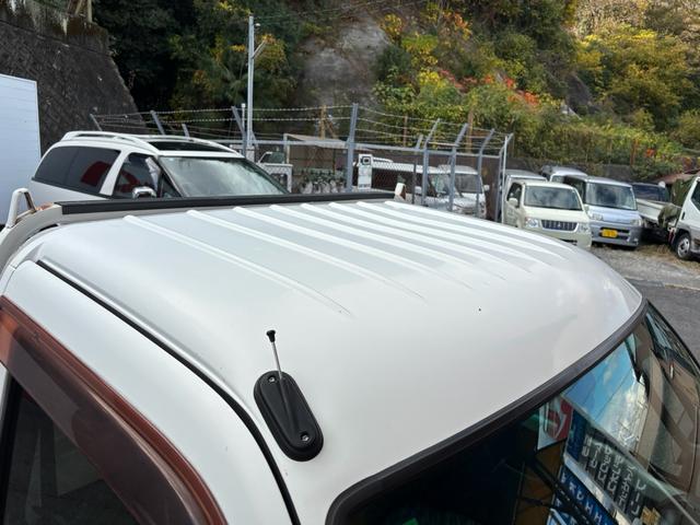 ハイゼットトラック ベースグレード　４ＷＤ　５速ミッション　エアコン　パワステ（12枚目）