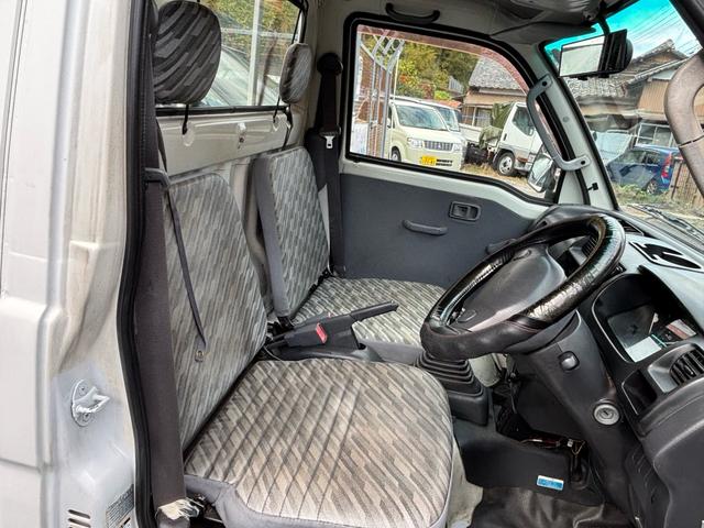 ハイゼットトラック ベースグレード　４ＷＤ　５速ミッション　エアコン　パワステ（16枚目）