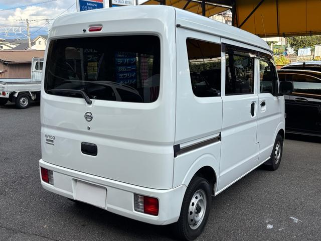 ＮＶ１００クリッパーバン ＤＸ　５ＡＧＳミッション　エアコン　パワステ　ＡＢＳ　キーレス　ＥＴＣ（8枚目）