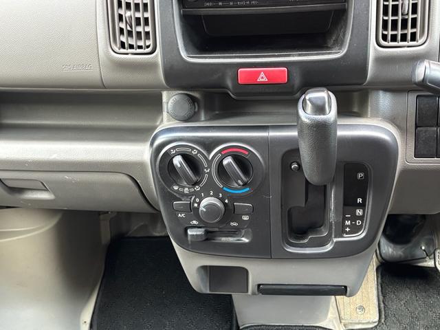 ＮＶ１００クリッパーバン ＤＸ　５ＡＧＳミッション　エアコン　パワステ　ＡＢＳ　キーレス　ＥＴＣ（11枚目）