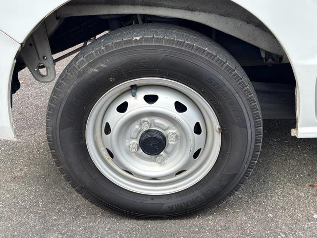 ＮＶ１００クリッパーバン ＤＸ　５ＡＧＳミッション　エアコン　パワステ　ＡＢＳ　キーレス　ＥＴＣ（20枚目）