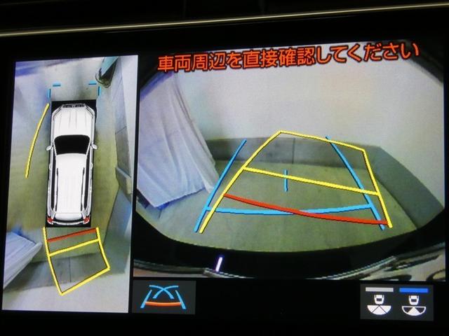 ハンドル操作に連動してガイドラインが変化するバックガイドライン付きのバックモニター＋パノラマビューモニター付きです。車庫入れや縦列駐車をサポートします。