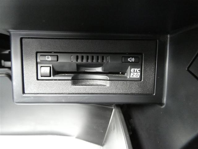 ＥＴＣ２，０付きです。こちらはビルトインタイプなので見た目もスッキリしていて、使い勝手も良好です！当社ではＥＴＣセットアップも承っております。お気軽にスタッフまでお問い合わせください。