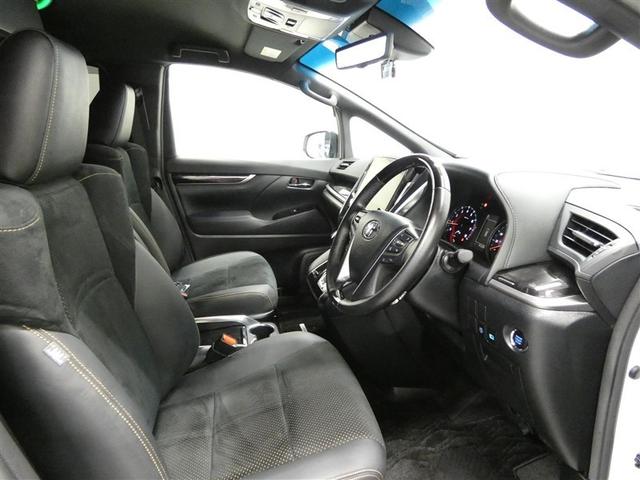 アルファード ２．５Ｓ　タイプゴールド　衝突被害軽減システム　メモリーナビ　フルセグ　バックカメラ　ＤＶＤ再生　後席モニター　ミュージックプレイヤー接続可　ドラレコ　フルエアロ　スマートキー　ＥＴＣ　ＬＥＤヘッドランプ　３列シート（23枚目）