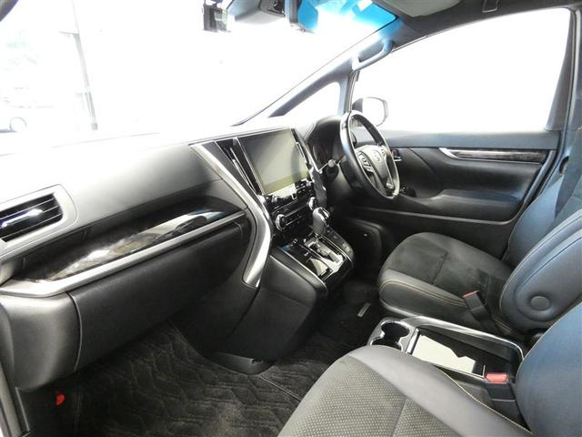 アルファード ２．５Ｓ　タイプゴールド　衝突被害軽減システム　メモリーナビ　フルセグ　バックカメラ　ＤＶＤ再生　後席モニター　ミュージックプレイヤー接続可　ドラレコ　フルエアロ　スマートキー　ＥＴＣ　ＬＥＤヘッドランプ　３列シート（24枚目）