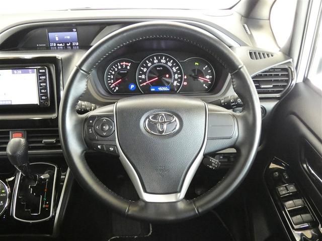 ヴォクシー ＺＳ　煌ＩＩＩ　衝突被害軽減システム　メモリーナビ　ワンセグ　バックカメラ　ミュージックプレイヤー接続可　ドラレコ　スマートキー　ＥＴＣ　ＬＥＤヘッドランプ　両側電動スライド　３列シート　ウオークスルー　ワンオーナー（5枚目）