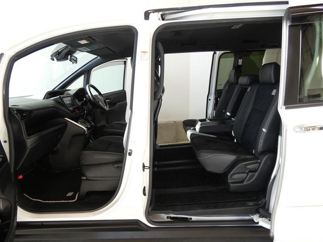 ヴォクシー ＺＳ　煌ＩＩＩ　衝突被害軽減システム　メモリーナビ　ワンセグ　バックカメラ　ミュージックプレイヤー接続可　ドラレコ　スマートキー　ＥＴＣ　ＬＥＤヘッドランプ　両側電動スライド　３列シート　ウオークスルー　ワンオーナー（23枚目）